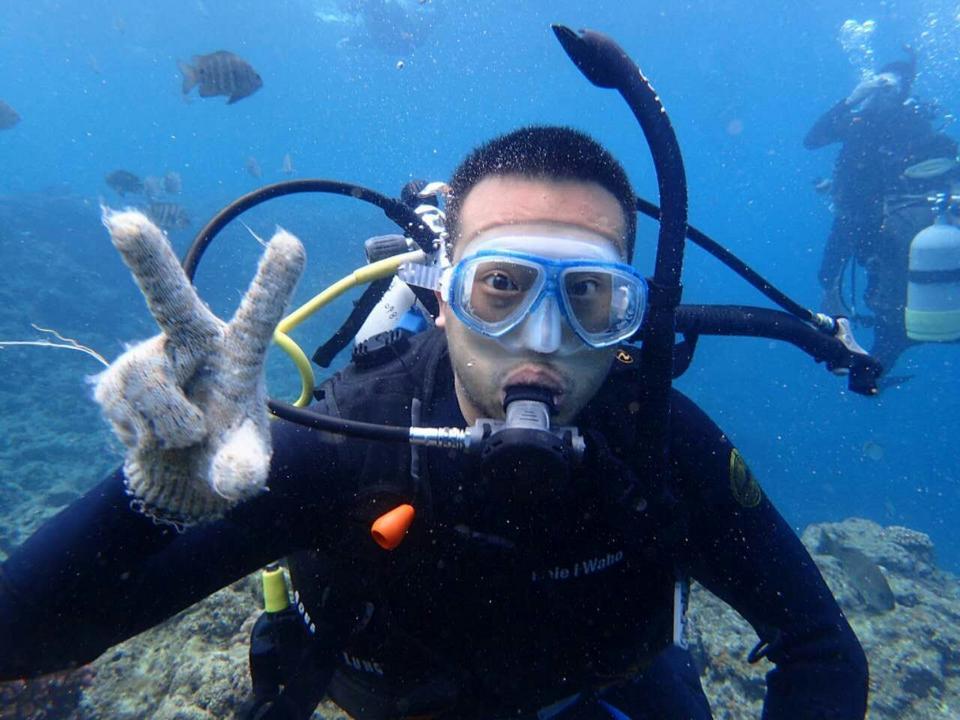 僵尸吃怪物