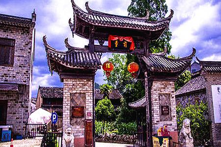 这位长官是什么军衔？游戏画面